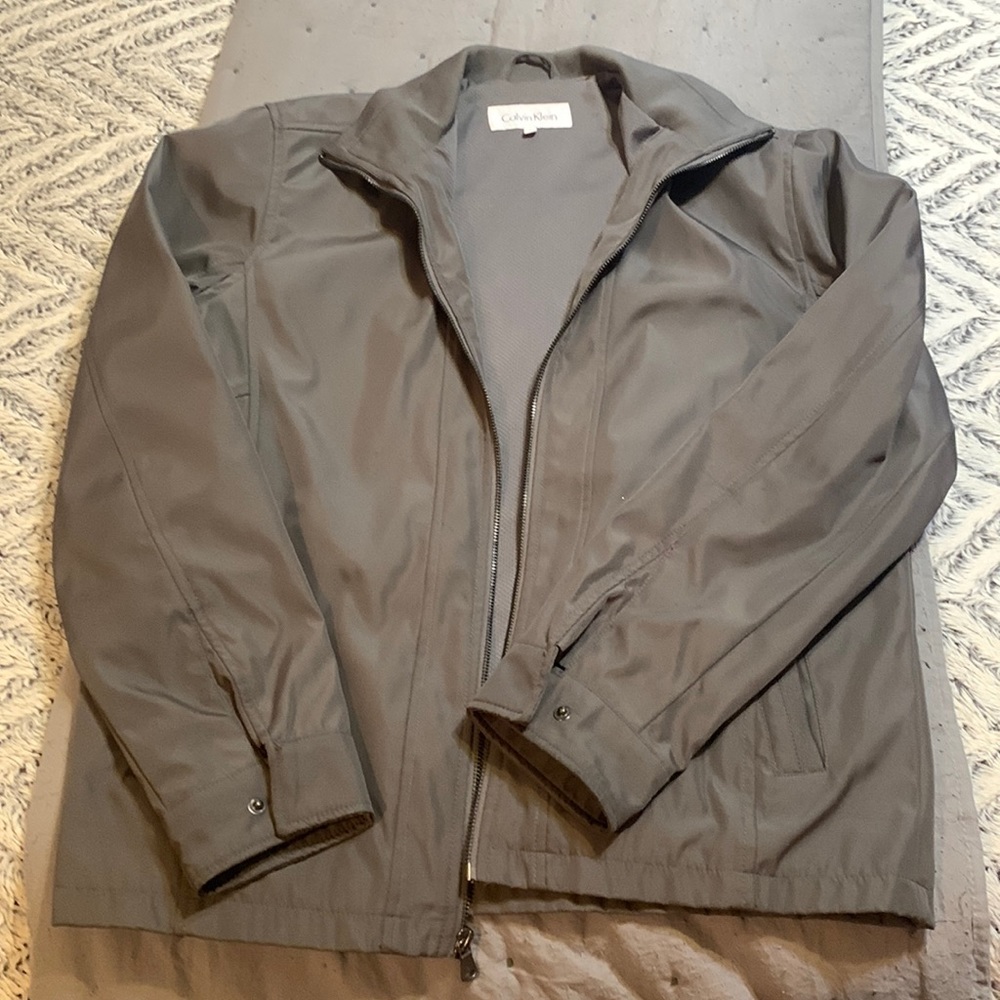 Light weight and rain proof jacket